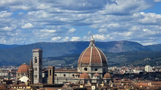 Тоскана и Чинкуе Терре с полет от Варна