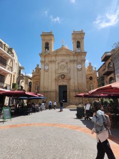 Почивки в Малта