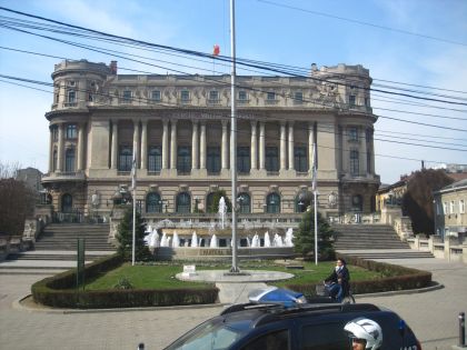 Букурещ-Бран-Брашов-Замъка Пелеш-Синая от Варна