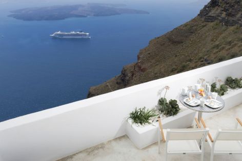 GORGONA VILLAS